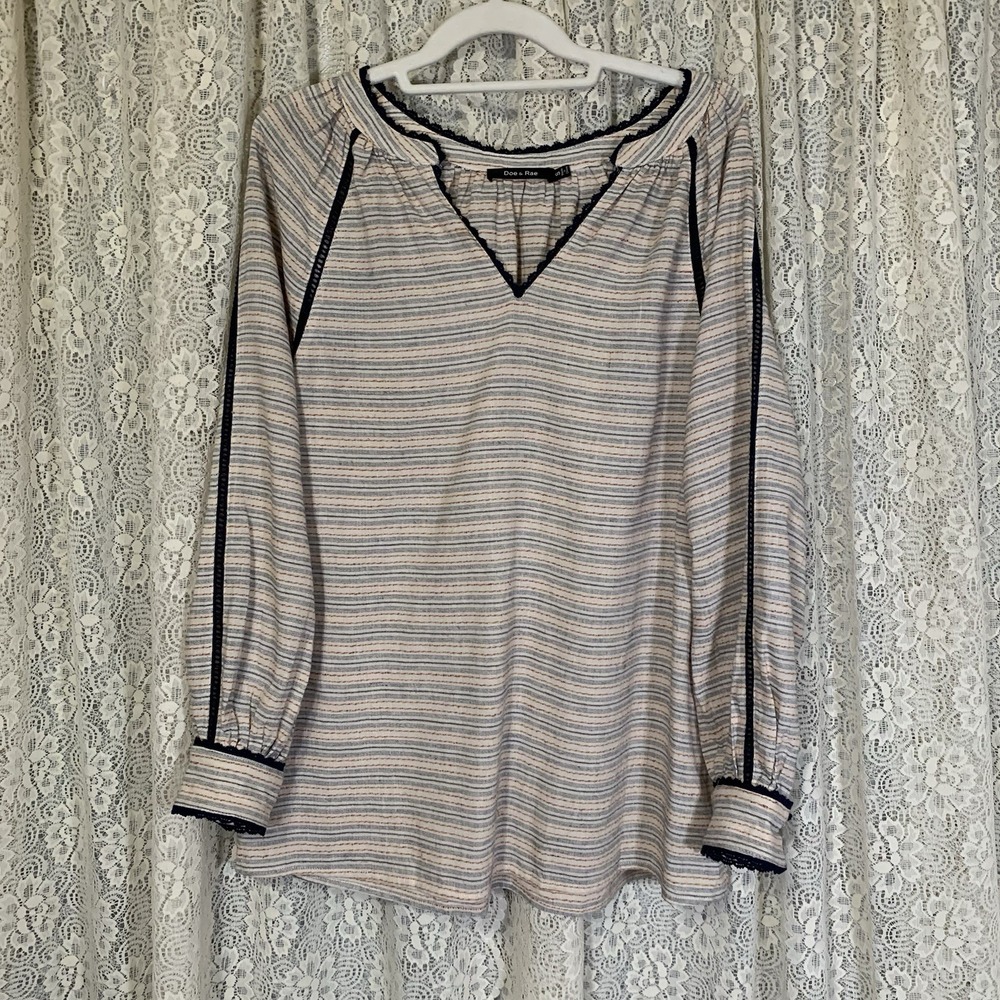 Doe & Rae Top Women's Size Small Long Sleeve‎ V-Neck Boho Tunic